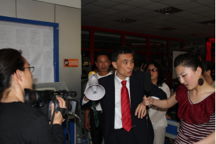 股市文化風(fēng)景線股民自演電視劇1154.png 股市文化風(fēng)景線股民自演電視劇1154.png