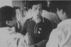 2000年:中國(guó)股市2000點(diǎn)2411.png 2000年:中國(guó)股市2000點(diǎn)2411.png