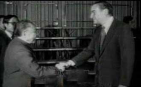 誰親手轉(zhuǎn)送給范爾霖飛樂股票1062.png 誰親手轉(zhuǎn)送給范爾霖飛樂股票1062.png